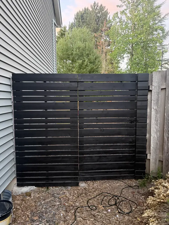 Architectural Black Security Gate & Cedar Border